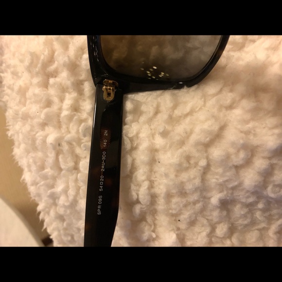 Prada SPR09S Sunglasses - Picture 6 of 6